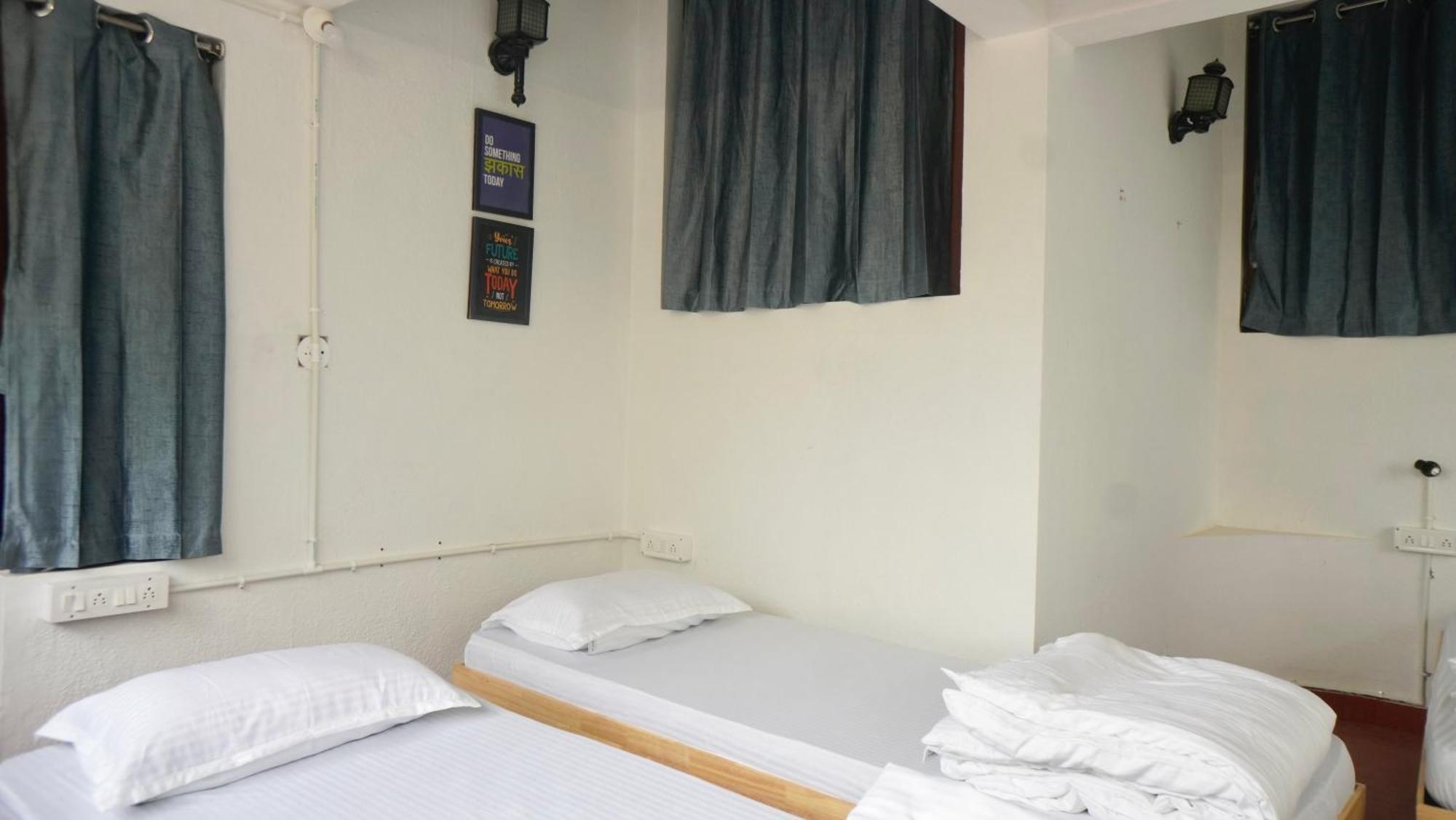 Roambay - Gokulam Hostel Mysore Exterior photo