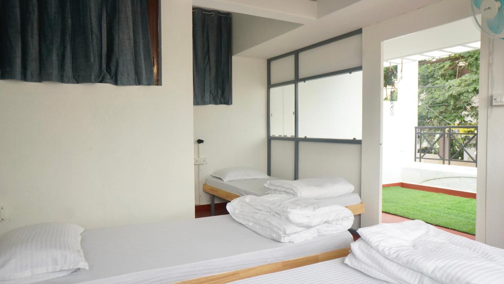 Roambay - Gokulam Hostel Mysore Exterior photo